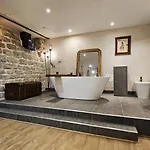 Chez Delphine Et Fred Pansiyon *