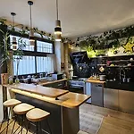 Chez Delphine Et Fred