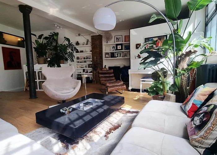 Проживание в семье Chez Delphine Et Fred